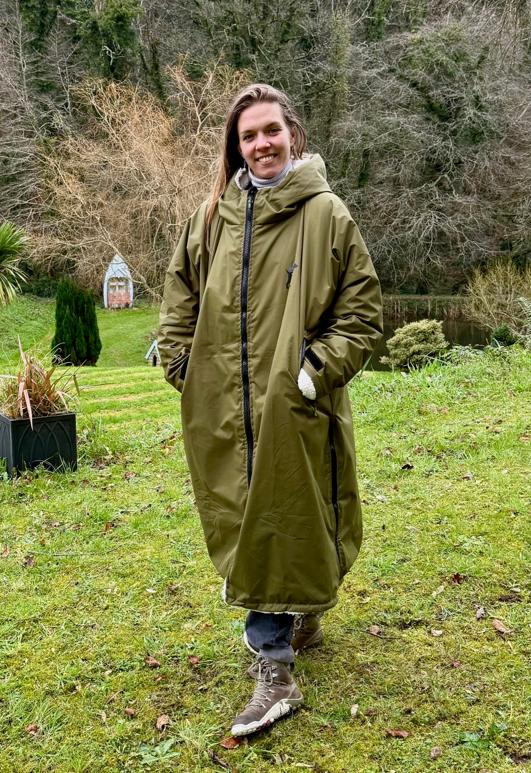 The Best Waterproof Dog Walking Coat for Women (Warm, Lightweight & Practical)